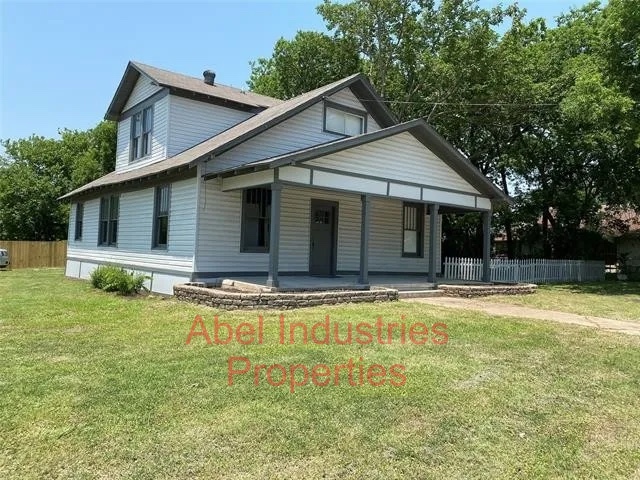 1101 N Culberson St in Gainesville, TX - Building Photo - Building Photo