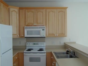 413 Atlantic Dr in St. Simons Island, GA - Building Photo - Building Photo