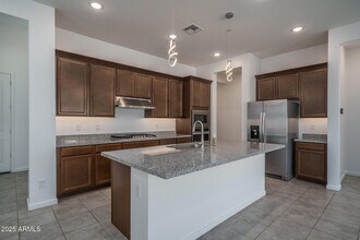 14084 W Desert Flower Dr in Goodyear, AZ - Building Photo - Building Photo