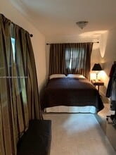 2600 NE 205th St in Miami, FL - Building Photo - Building Photo