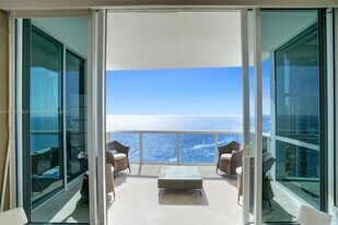 18101 Collins Ave, Unit 4206 in Sunny Isles Beach, FL - Building Photo