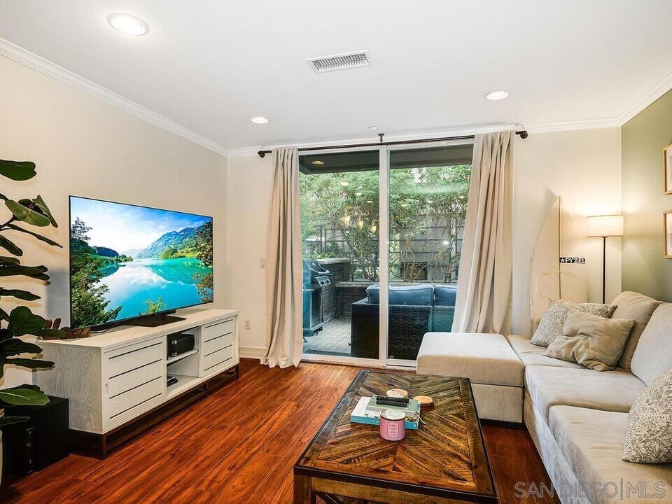 1225 Island Ave in San Diego, CA - Building Photo