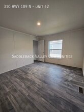 310 HWY 189 in Kemmerer, WY - Building Photo - Building Photo