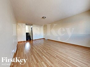 7919 Oak Park Ave in Burbank, IL - Building Photo - Building Photo