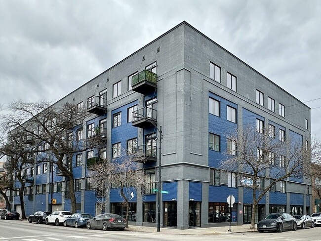 property at 2550 S Wabash Ave