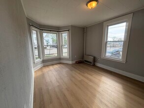 1 Charter St in Exeter, NH - Building Photo - Building Photo