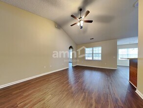 247 Antigua Pl in Guyton, GA - Foto de edificio - Building Photo