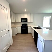 1329 Wedge Leaf Ln in Forney, TX - Foto de edificio - Building Photo