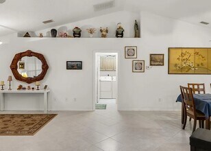 1395 Harwick St SW in Palm Bay, FL - Building Photo - Building Photo