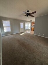 185 Kings Deer Dr in Clarksville, TN - Foto de edificio - Building Photo