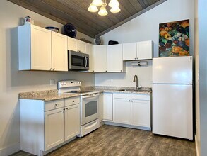 125 Water St, Unit River View in Louisiana, MO - Building Photo - Building Photo