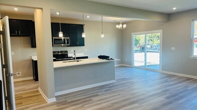 4336 Motivation Path in Cincinnati, OH - Building Photo - Building Photo