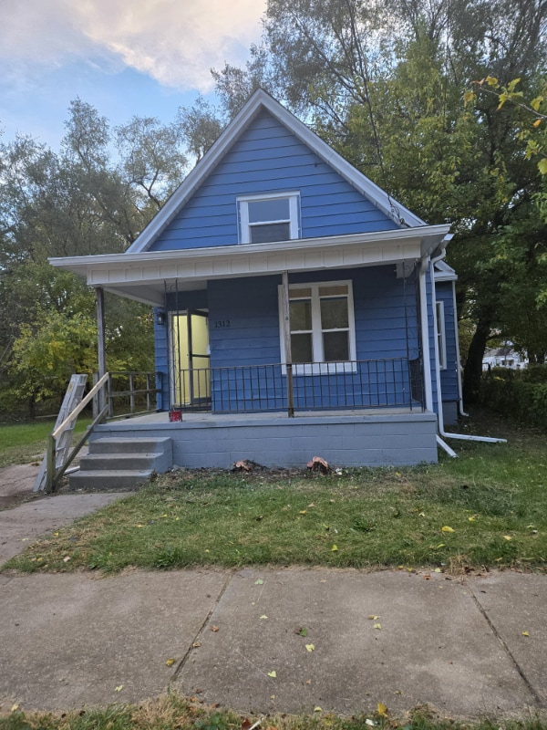 property at 1312 W Widenham St