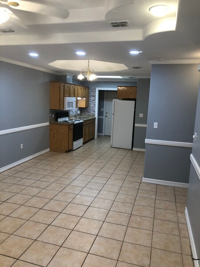 1510 N Dunlap Ave in Mission, TX - Building Photo - Building Photo
