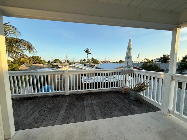 property at 5D 10th Ave