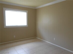 524 Glendale Ave in Lehigh Acres, FL - Building Photo - Building Photo