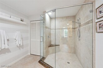 780 Waterford Dr in Naples, FL - Building Photo - Building Photo