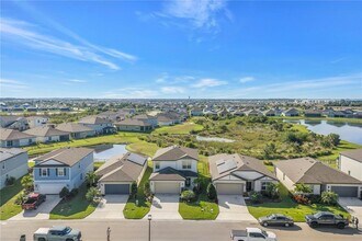 8527 Abalone Loop in Parrish, FL - Building Photo - Building Photo