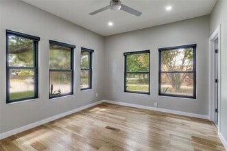 5601 Morningside Ave in Dallas, TX - Building Photo - Building Photo