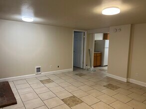 9736 SE 33rd Ave in Milwaukie, OR - Building Photo - Building Photo