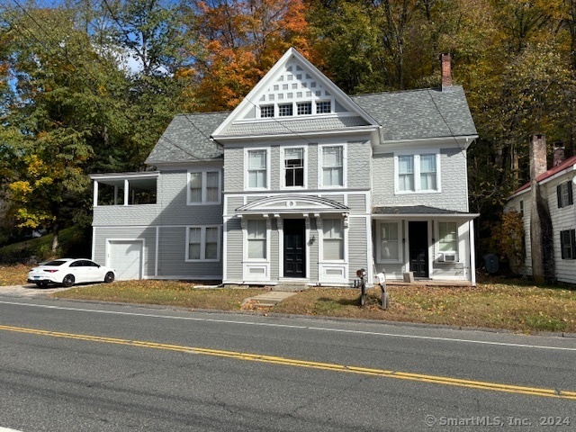 362 Lime Rock Rd in Salisbury, CT - Building Photo