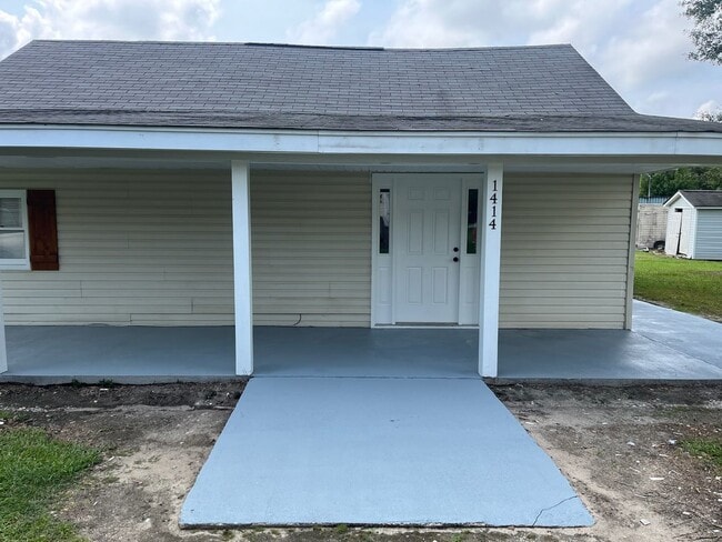 property at 1414 Central Pointe Park