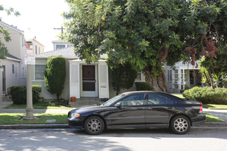 10366-10368 Ashton Ave in Los Angeles, CA - Building Photo - Building Photo