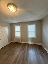 127 Liverpool Ave in Egg Harbor City, NJ - Building Photo - Building Photo