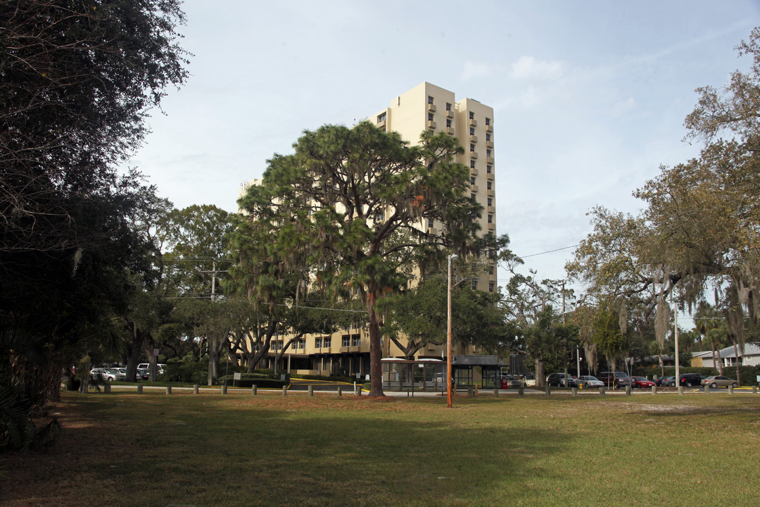 Bayshore Presbyterian in Tampa, FL - Building Photo