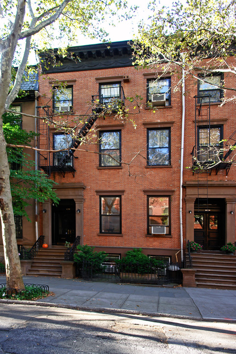 120 Pacific St in Brooklyn, NY - Foto de edificio