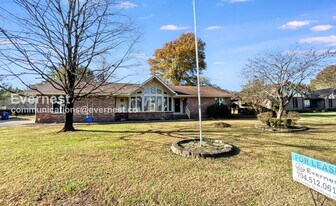 7453 Twinbrook Dr in Chattanooga, TN - Building Photo