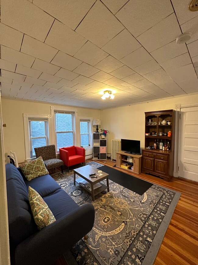50 Brainerd Rd, Unit 3 in Boston, MA - Foto de edificio - Building Photo