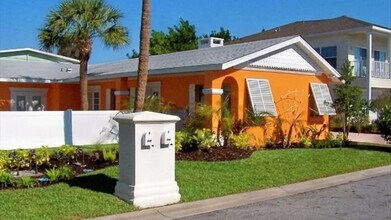 112 77th St in Holmes Beach, FL - Building Photo - Building Photo