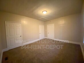 1626 E Division St in Evansville, IN - Building Photo - Building Photo