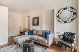 342 King St in Charleston, SC - Building Photo - Building Photo