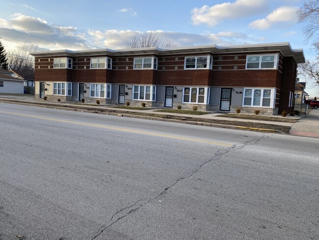 126 Sibley Blvd in Calumet City, IL - Building Photo - Building Photo