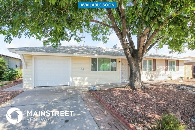 property at 2528 W Bloomfield Rd