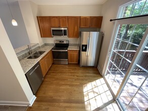1130 Dean Hall Ln in Matthews, NC - Building Photo - Building Photo