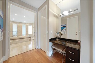 2458 Provence Ct in Weston, FL - Building Photo - Building Photo