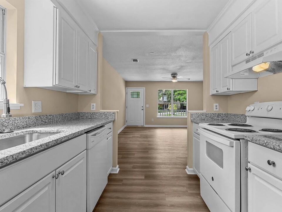 207 Townes Ct in Myrtle Beach, SC - Building Photo