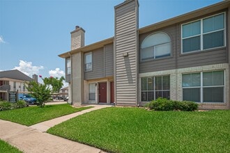 1900 Bay Area Blvd in Houston, TX - Building Photo - Building Photo