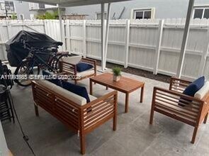 7971 SW 152nd Ave in Miami, FL - Building Photo - Building Photo