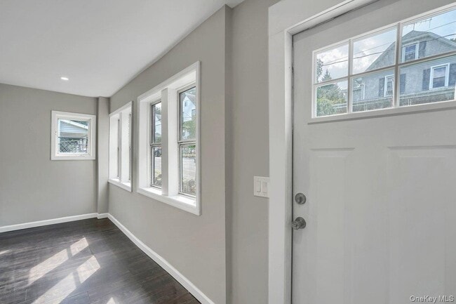 24 South St in Highland Falls, NY - Building Photo - Building Photo