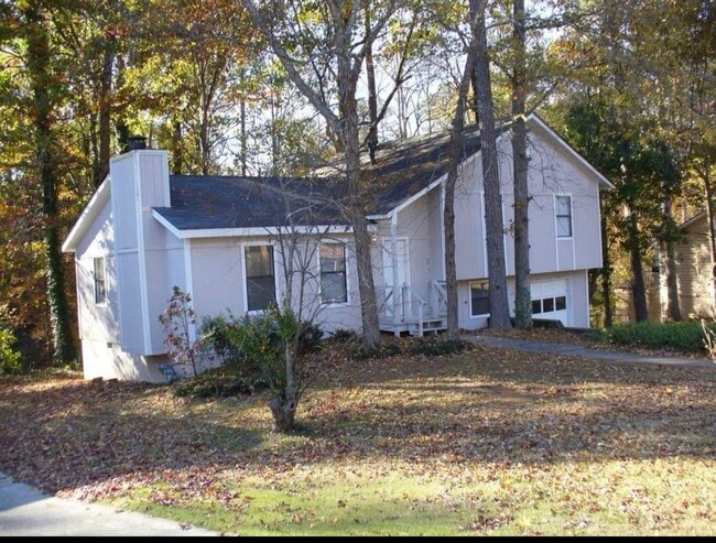 3730 Silver Leaf Ct SW
