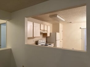 8612 Casa Vistosa Ct NW in Albuquerque, NM - Building Photo - Building Photo