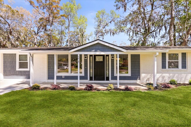 property at 24 Burbank Blvd