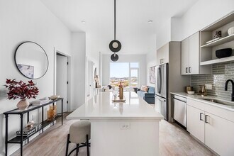 85 Bennington St, Unit #320 in Revere, MA - Building Photo - Building Photo