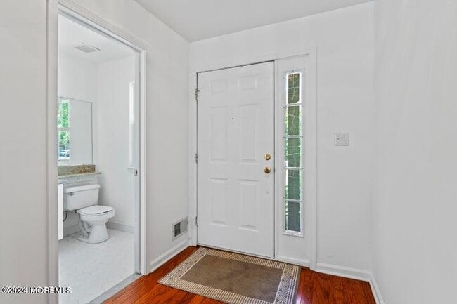 39 Meadow Ln in Holmdel, NJ - Building Photo - Building Photo