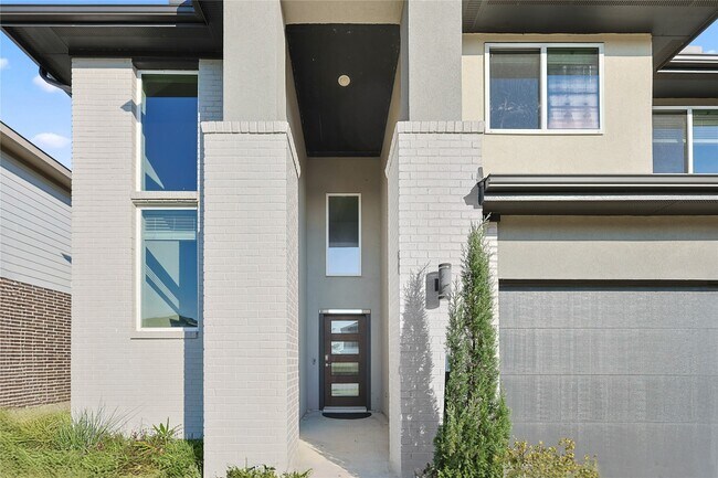 property at 7435 Victoria Brook Trace