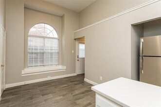 633 Fern Dr in Desoto, TX - Building Photo - Building Photo
